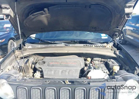 2016 Jeep Renegade Trailhawk z USA, uszkodzony, nr VIN ZACCJBCTXGPC65105